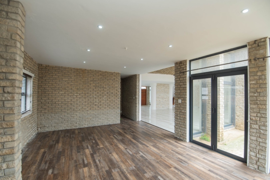 6 Bedroom Property for Sale in Royalston Residential Estate and Wildlife Reserve Eastern Cape